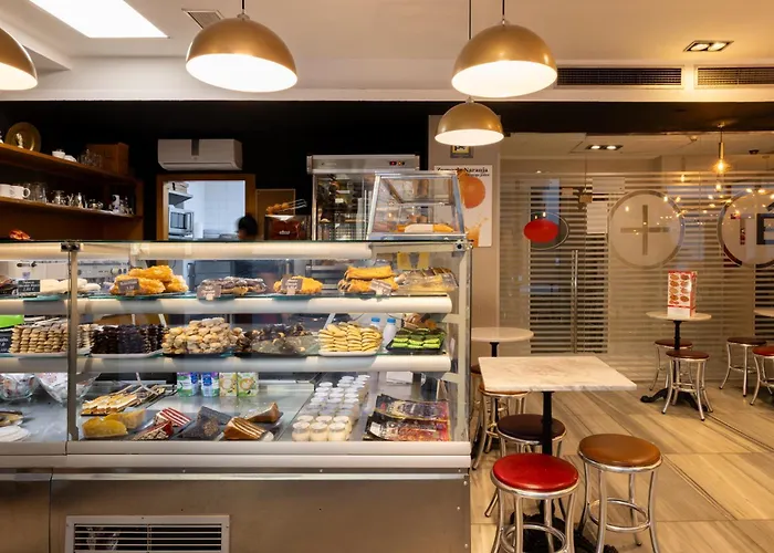 Mejores hoteles cerca del Palacio Vista Alegre en Madrid